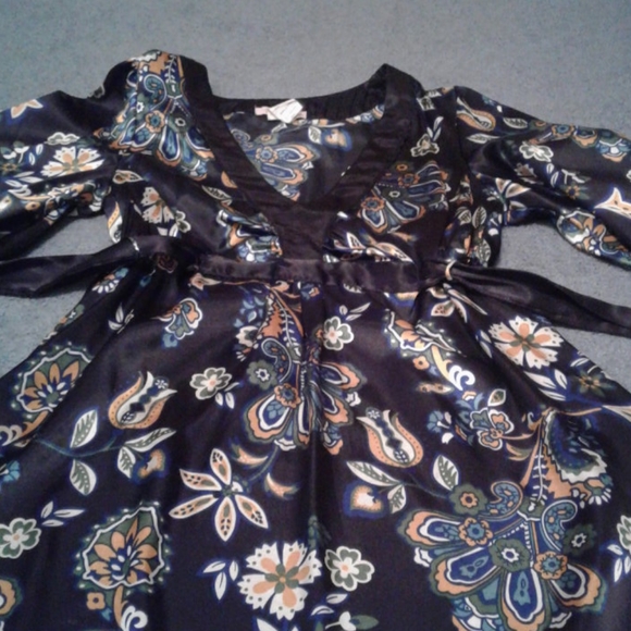 Mini dress - Picture 4 of 6